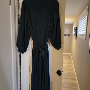 Elegant Dark Forest Green Long Sleeve Dress